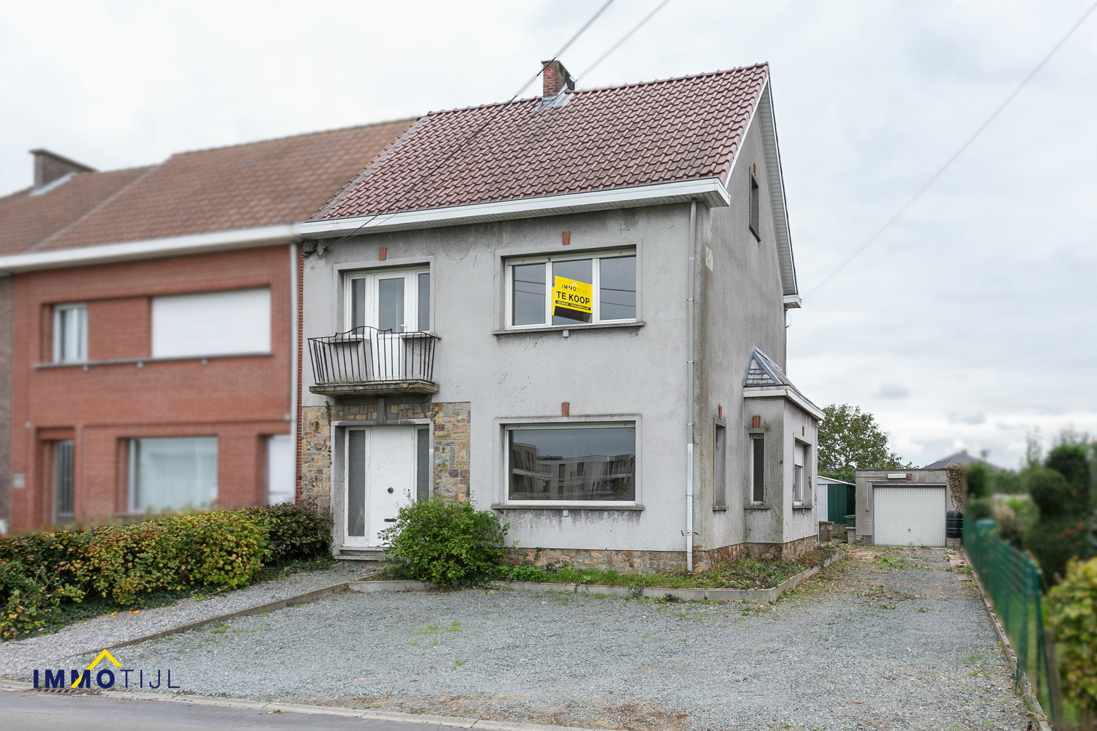 Te moderniseren woning op 4a26ca met garage! - foto 1