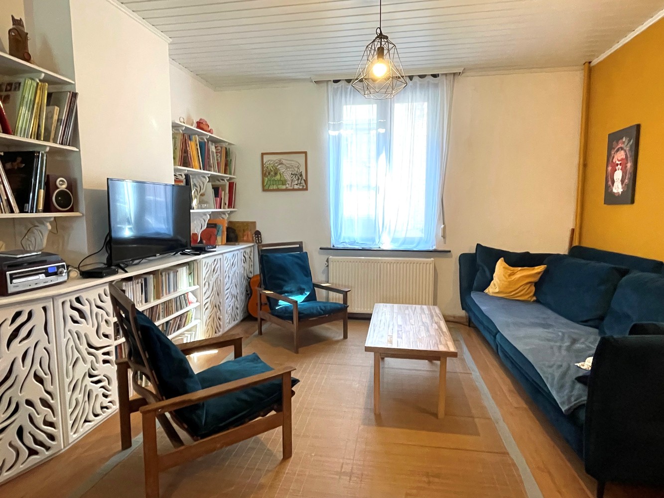 Karaktervolle gesloten woning met alle comfort - foto 2