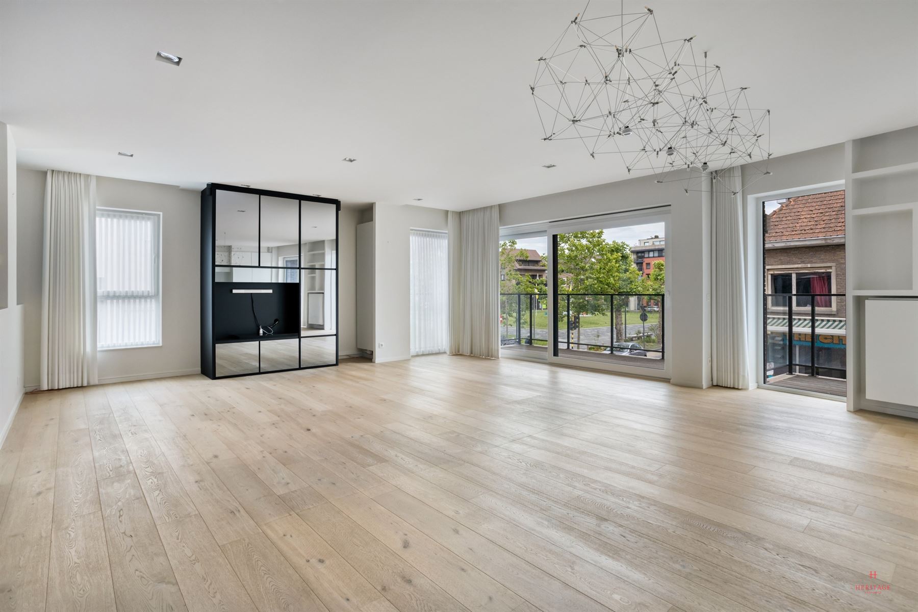 Ruim appartement in het centrum van Roeselare - foto 5