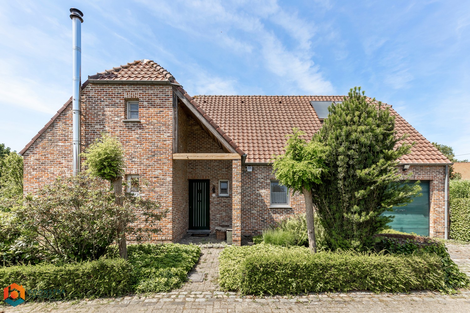 Hoeve op een ruim perceel van 5307 m² in prachtige groene omgeving - foto 3