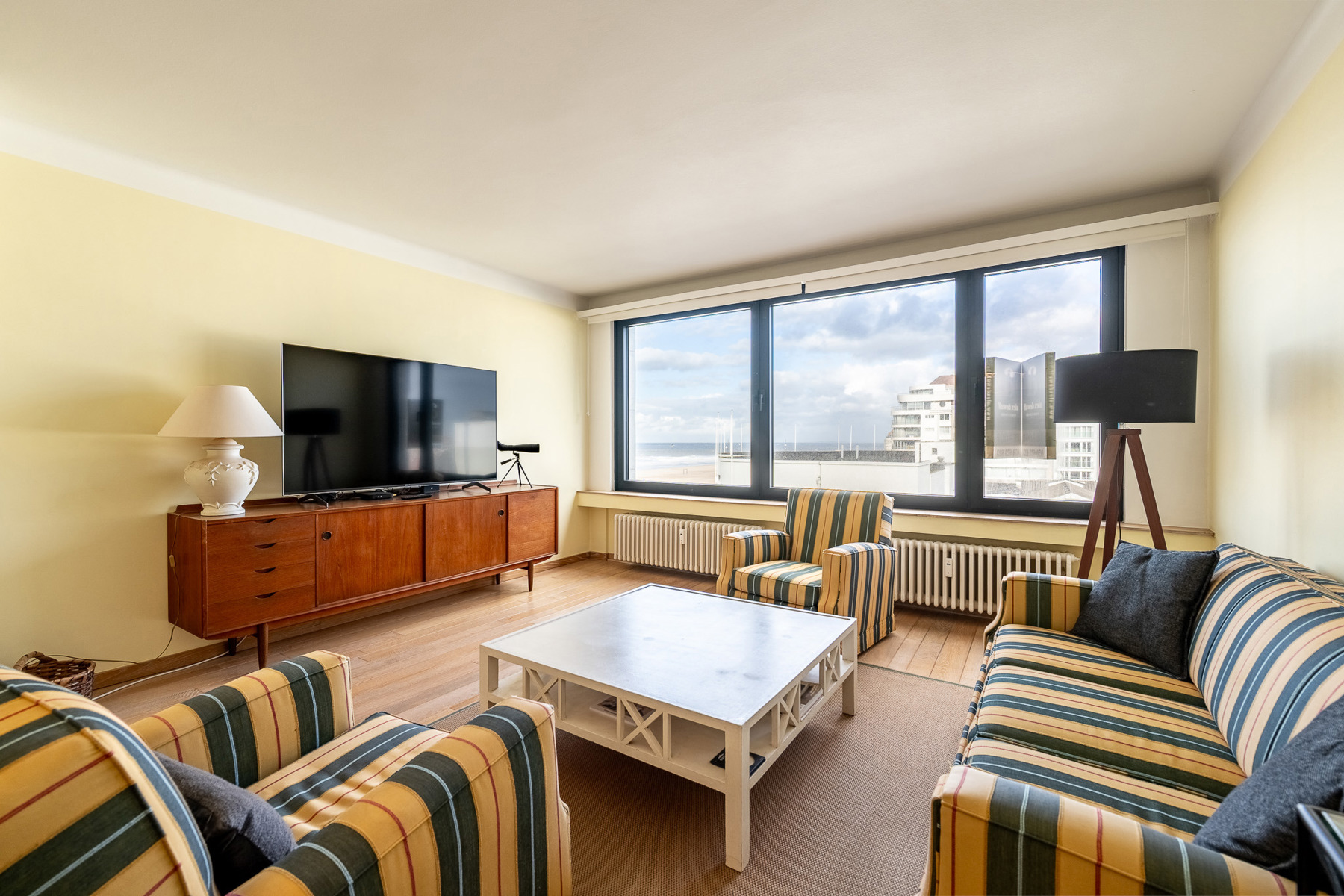 Lichtrijk appartement met zijdelings zeezicht  - foto 1