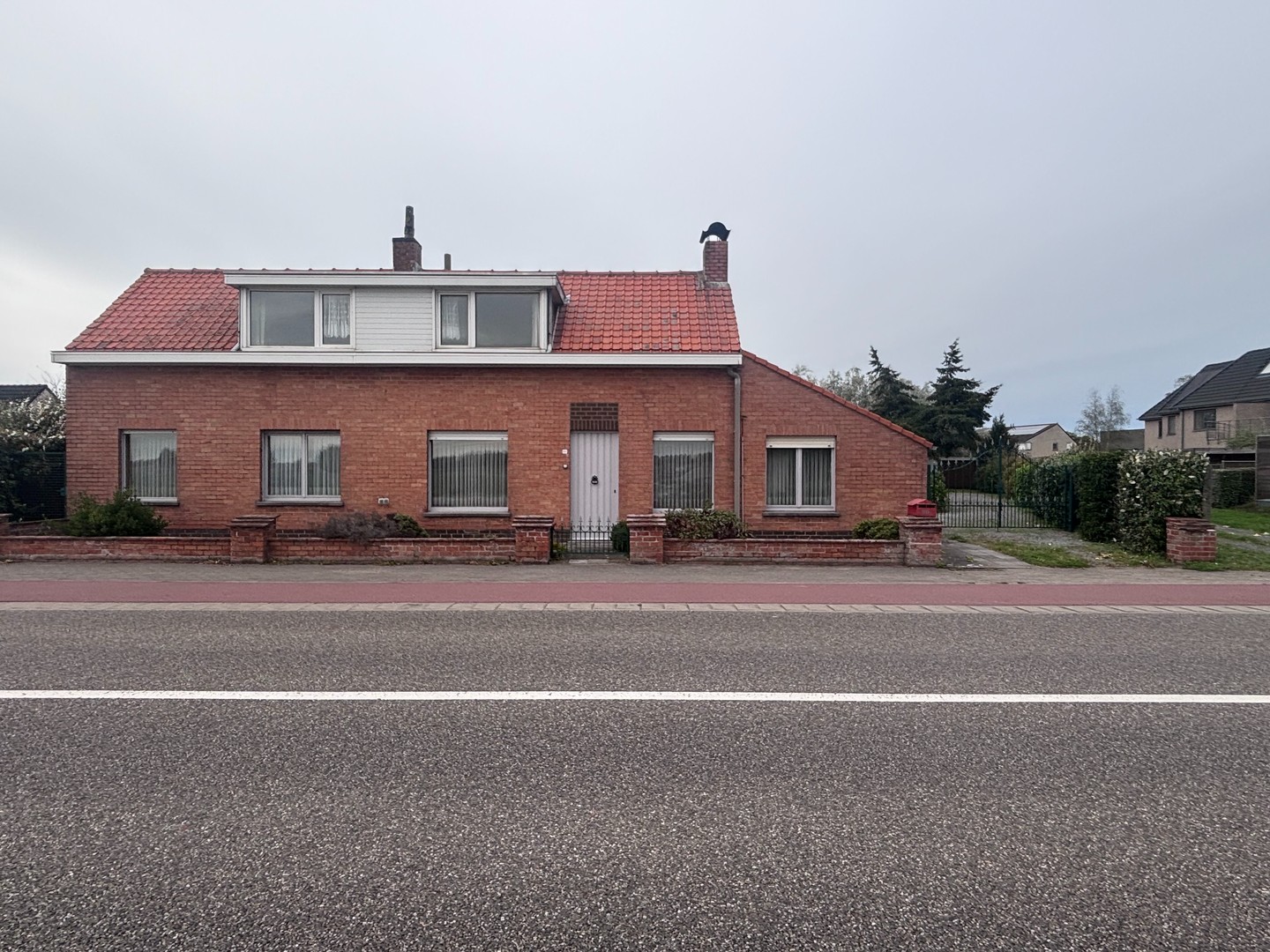 "Ruime bouwgrond van 1080 m² te koop aan de Koksijdesteenweg in het hart van Koksijde!" - foto 4