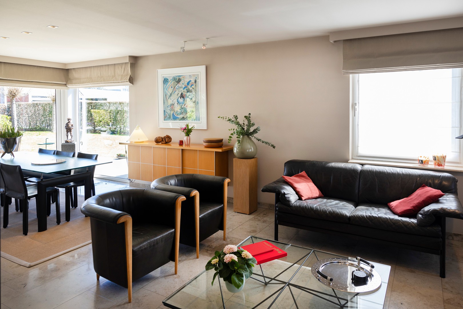Ruime, goed onderhouden villa met extra polyvalente ruimte. - foto 4