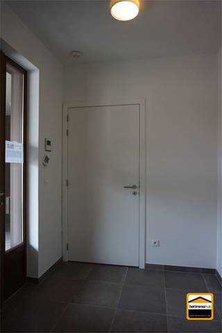 ERKENDE ASSISTENTIEWONING in parkomgeving met ondersteunenddienstverleningsaanbod Deze assistentiewoning is gelegen op de eerste verdieping van een...