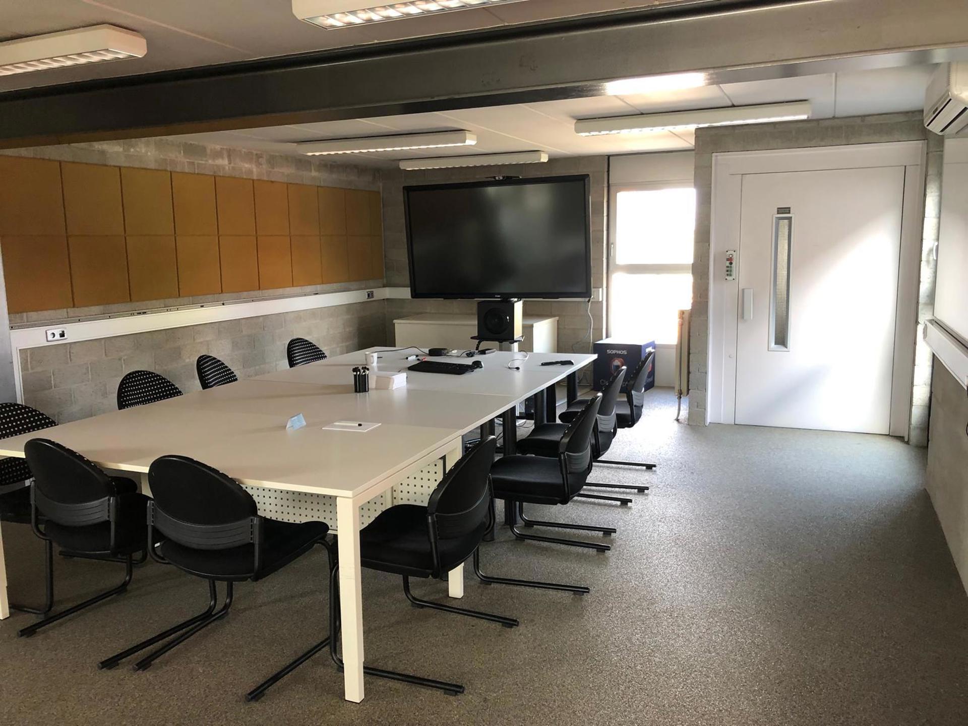 Kantoren 718m² te koop met parking op zichtlocatie - foto 4