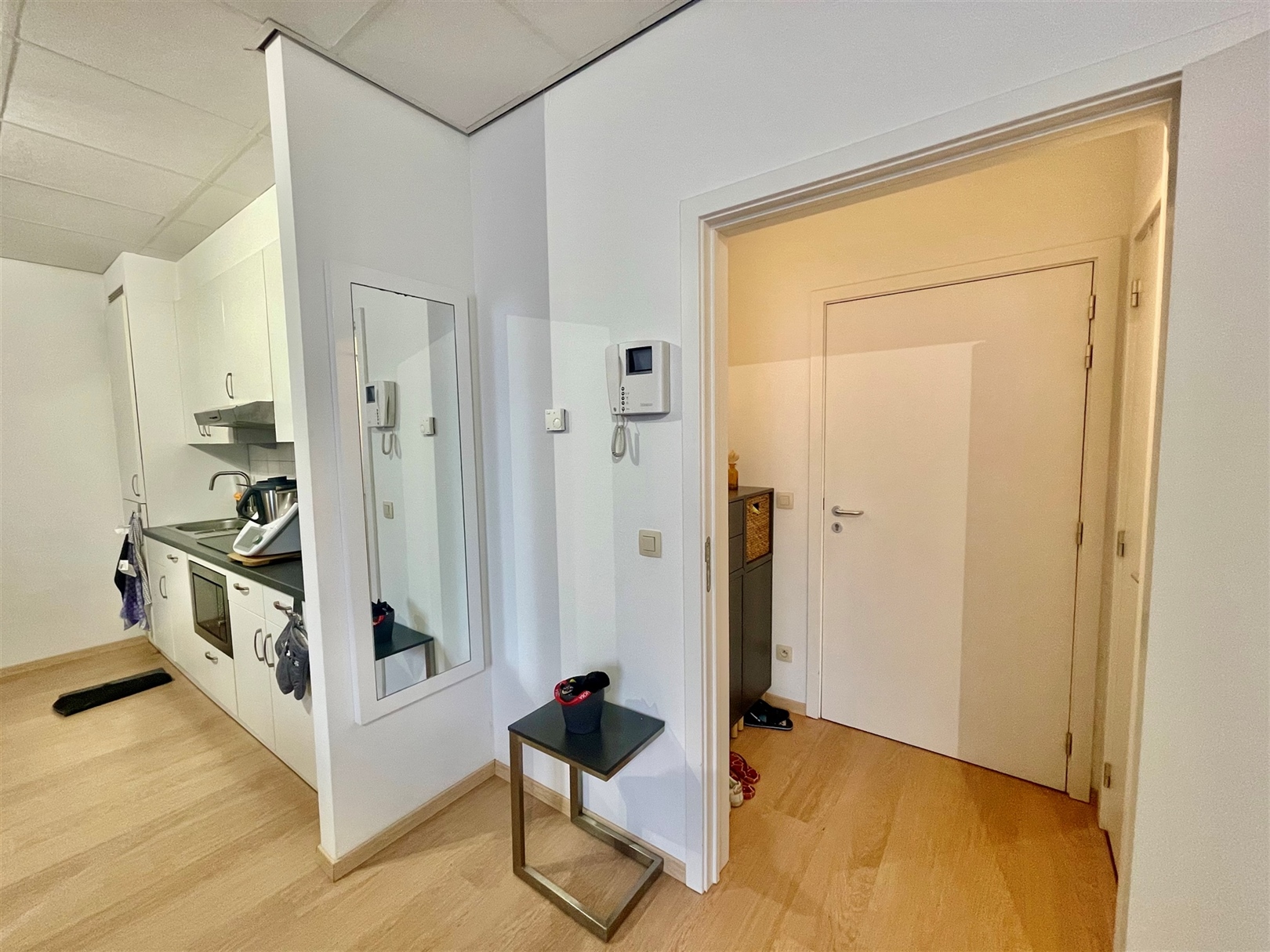 Appt meublé avec 1 chambre dans le coeur de Bruxelles! - photo 4