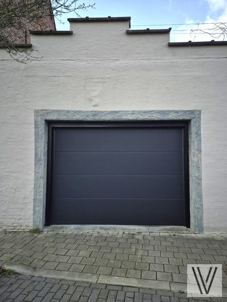 Centraal gelegen ruime hoekwoning met polyvalente ruimte en ruime garage - foto 4