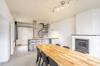 Deze instapklare woning is rustig gelegen in Hofstade en wordt omringd door groen, wat zorgt voor een aangename en rustige woonomgeving.Bij het...