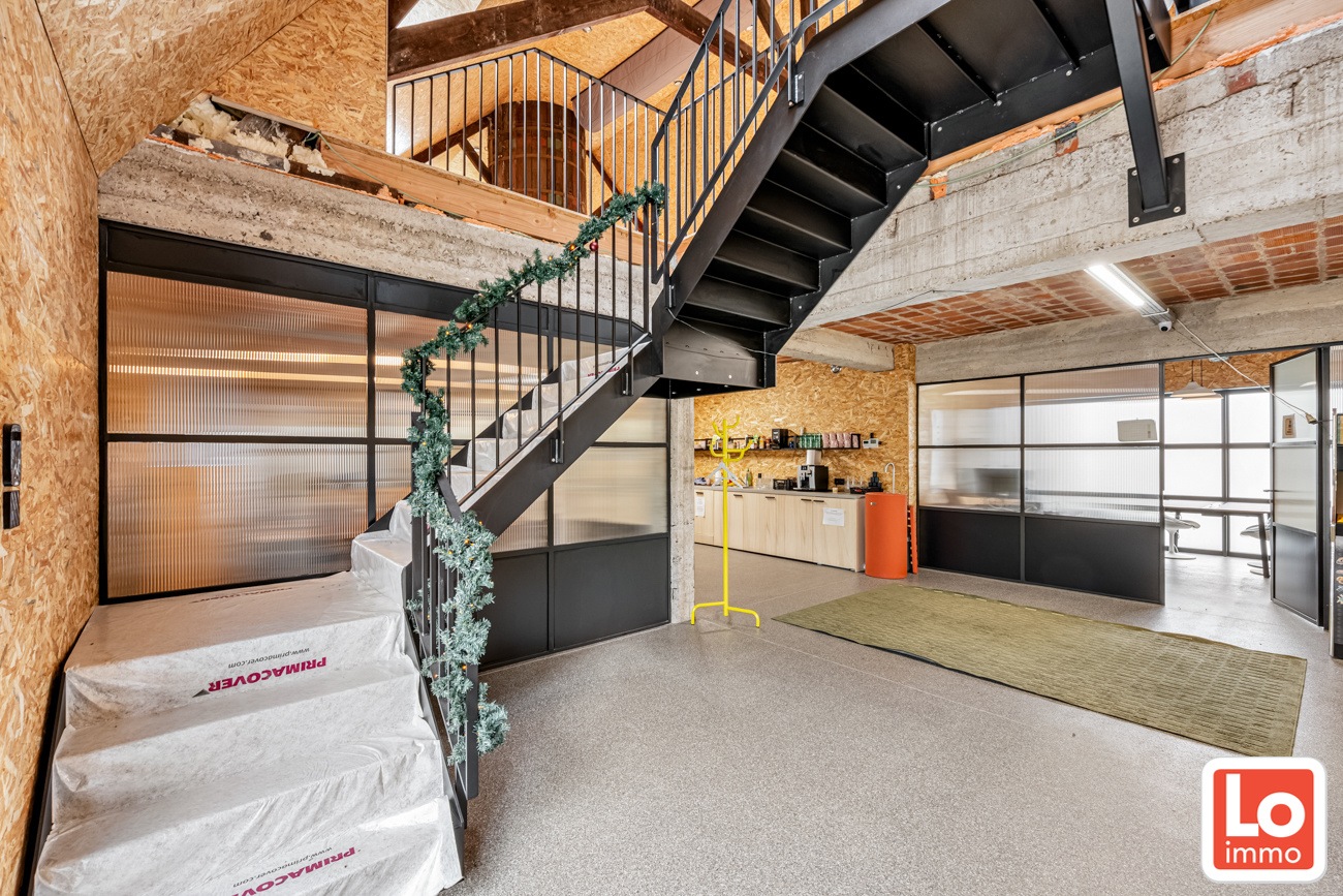 Energiezuinige kantoorruimte van 332m² in totaal gerenoveerde Hoeve! - foto 4