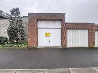 Garage à louer à Roulers
