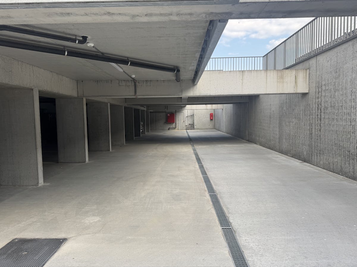 Overdekte staanplaats te koop in Rumbeke - foto 2