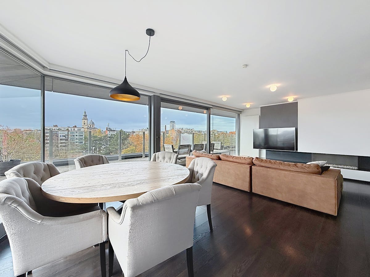 Ruim appartement met 3 slaapkamers te huur in hartje Gent - foto 4