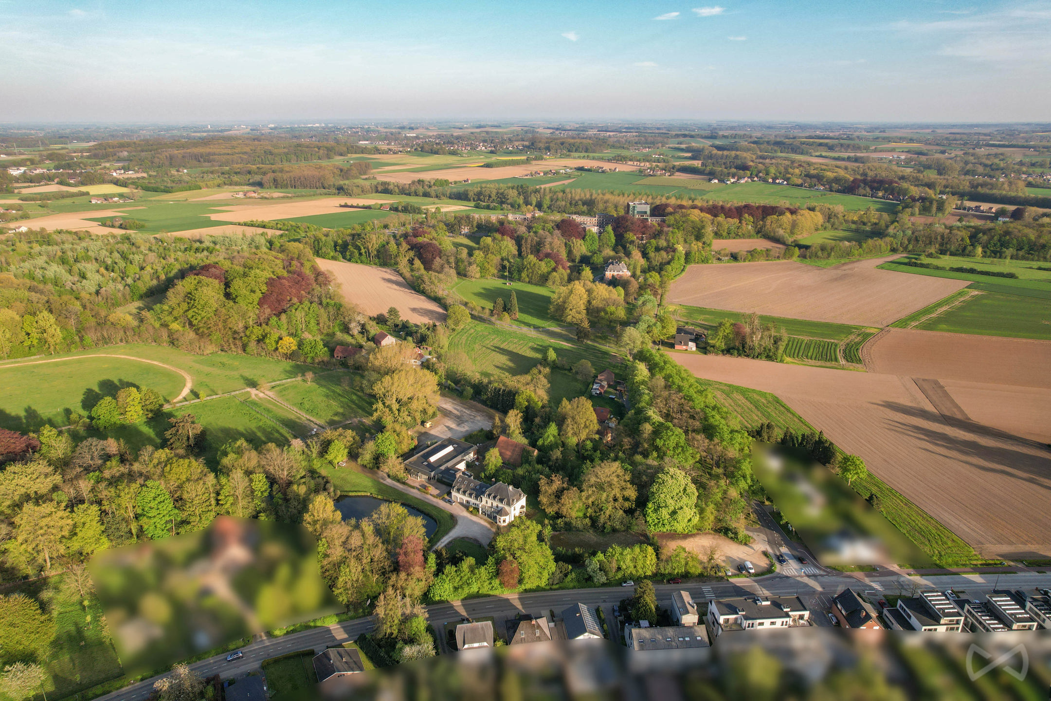Uitzonderlijke kasteelvilla op perceel van 3,9 hectare - foto 3