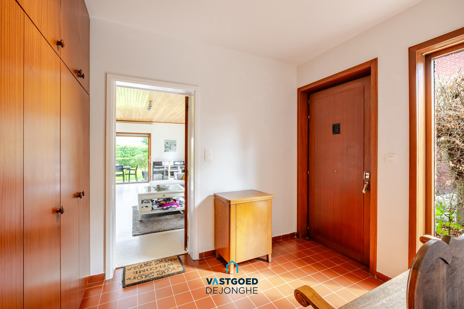 Ruime te renoveren open bebouwing nabij het centrum van De Pinte - foto 2