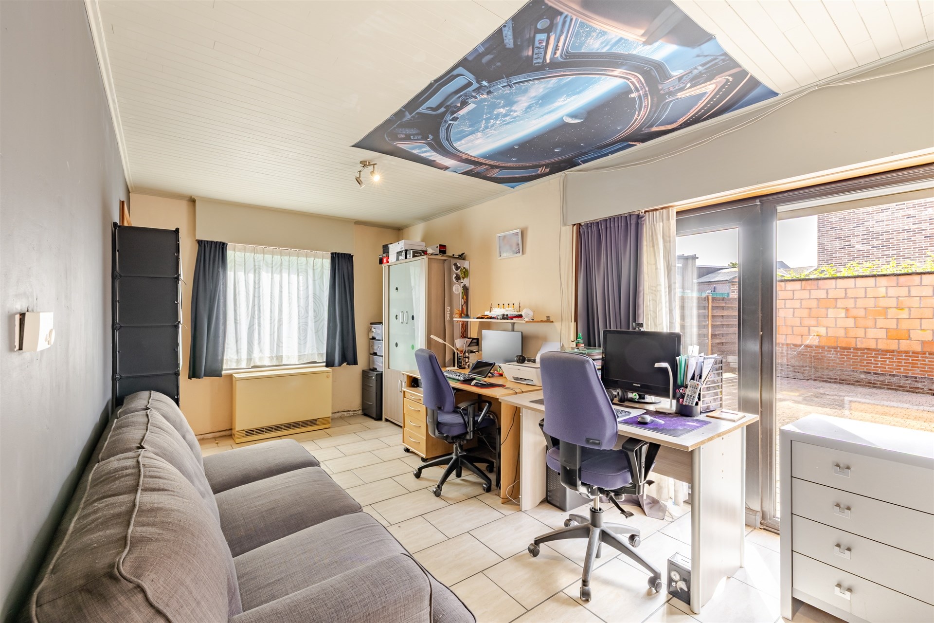 Te renoveren woning met garage en polyvalente ruimte - foto 5