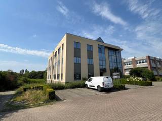 KANTOORGEBOUW (1447M²) MET 12 PARKEERPLAATSEN GELEGEN AAN MINERVASTRAAT 14 TE ZAVENTEM.TROEVEN:- Gelegen op wandelafstand van het centrum van...