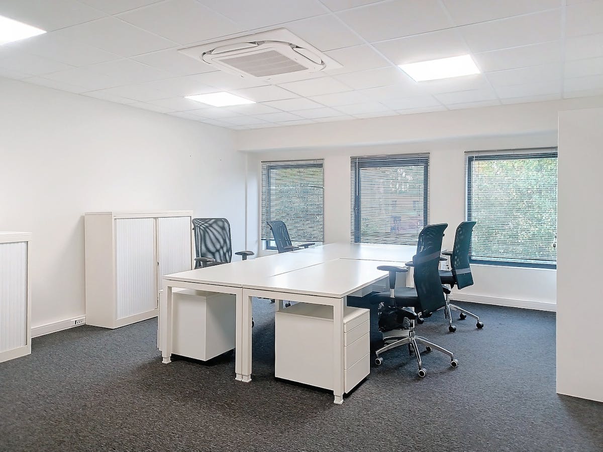 Kantoren (20 - 135 m²) in IDOLA bedrijvencentrum te Lochristi - foto 4
