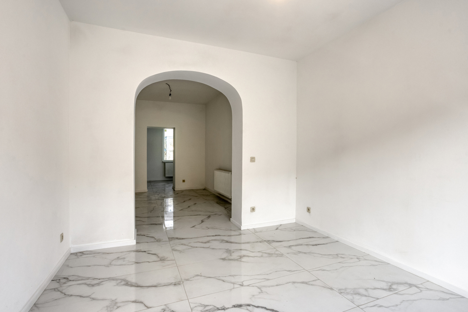 Volledig gerenoveerde gesloten bebouwing te Drogenbos - foto 5