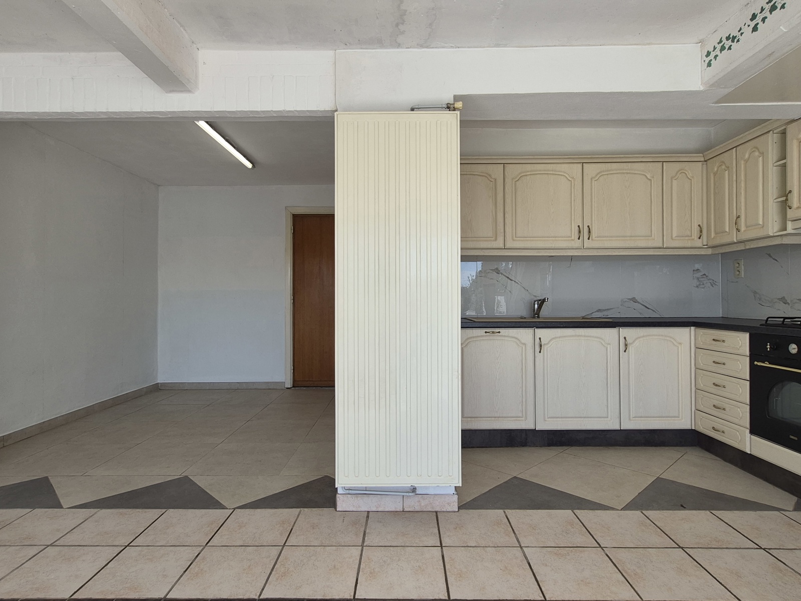 Ruime bel-etagewoning met 3 slaapkamers en tuin - foto 5