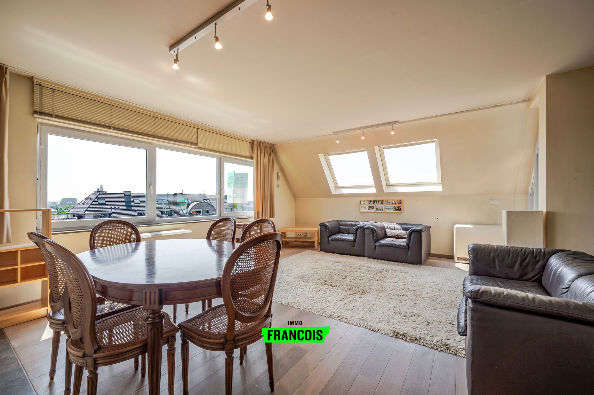 Appartement à vendre à Torhout avec 3 chambres - photo 3