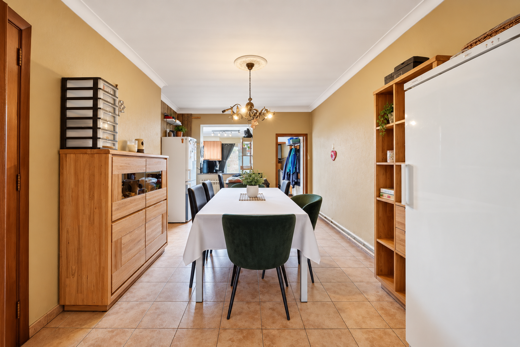 Gezellige woning met 3 slaapkamers en grote tuin. - foto 5