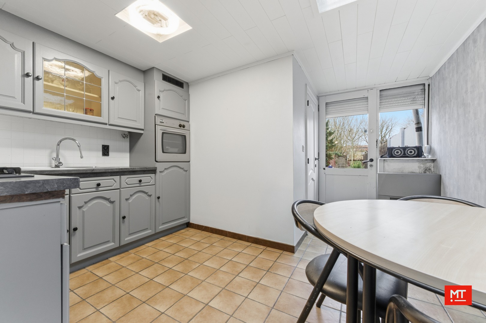 Woning te koop met 2 slaapkamers te Roeselare - foto 4