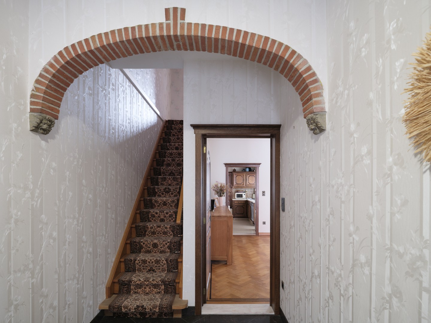 Gezinsvriendelijk duplex appartement met tuin - foto 4