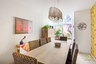 Borght: Be surprised by this characterful two-story home located on a quiet street. The home has been thoroughly renovated and is in...