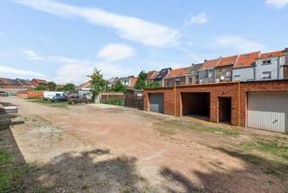 Ben je op zoek naar een woning dichtbij het centrum van Mechelen, maar toch omringd door groen?Niet bang voor een beetje werk en zin om je woning...