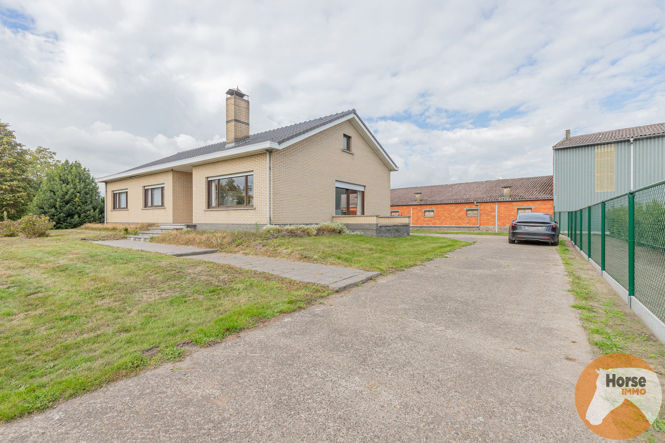 House for sale in Lokeren with 3 bedrooms - photo 1