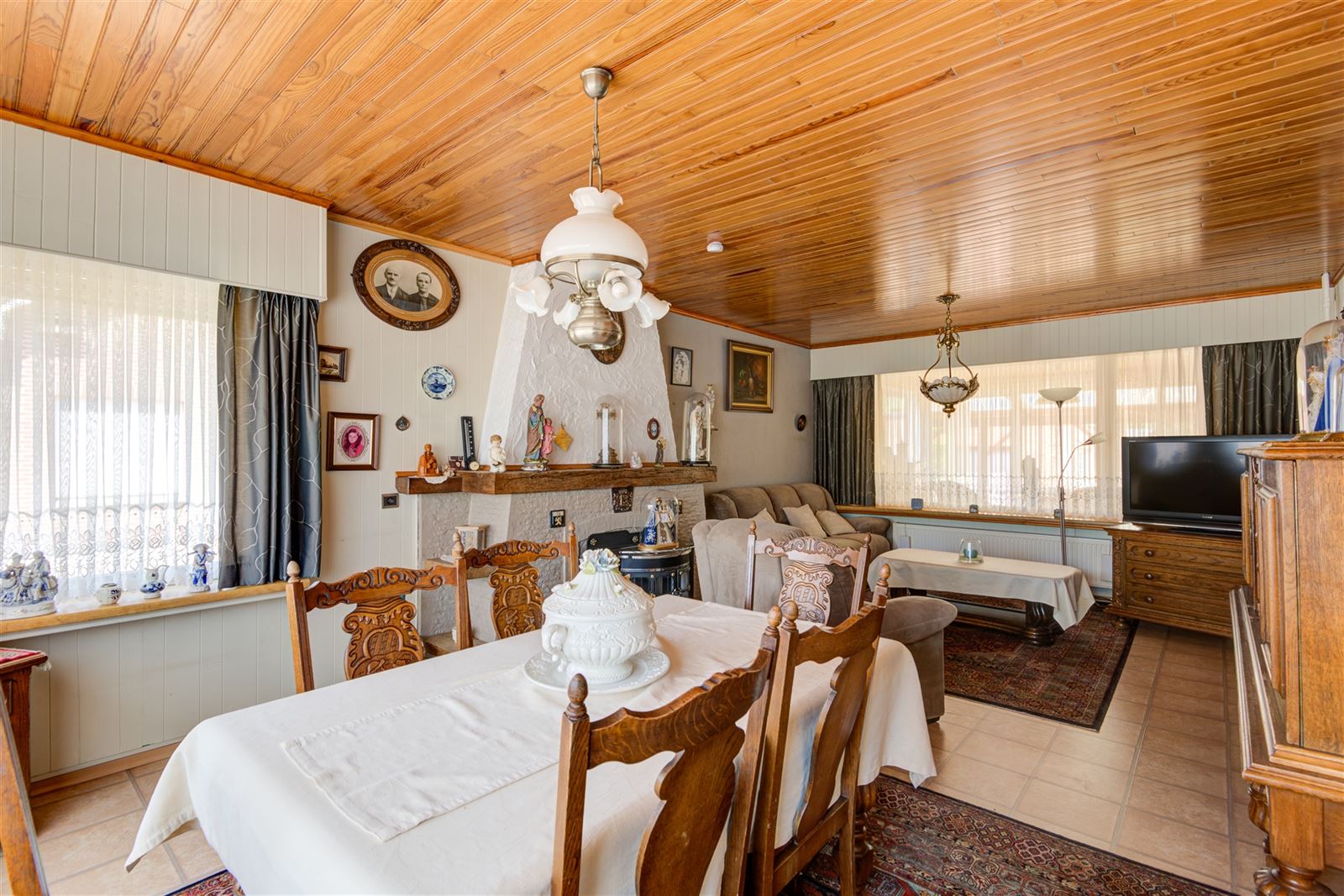 Te renoveren woning met veel potentieel - foto 4