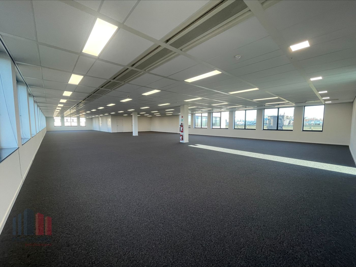 Moderne  kantoorruimte  van 576 m² nabij de A201 - foto 3