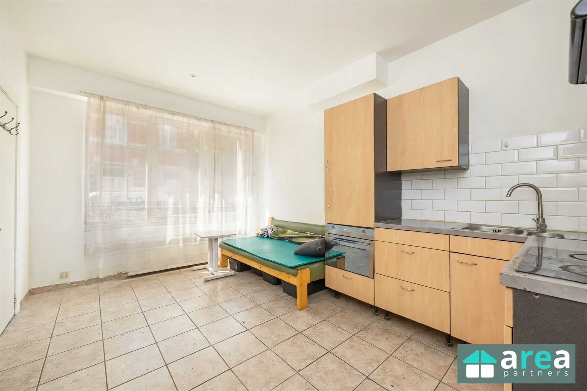 Opbrengsthuis bestaande uit 3 units met aparte slpk! - foto 5