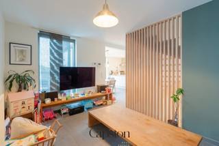 Te koop: instapklare en asbestveilige woning in het centrum van Zele, Poststraat 2C, aangeboden voor 330.000 euro via Capston Real Estate. De...