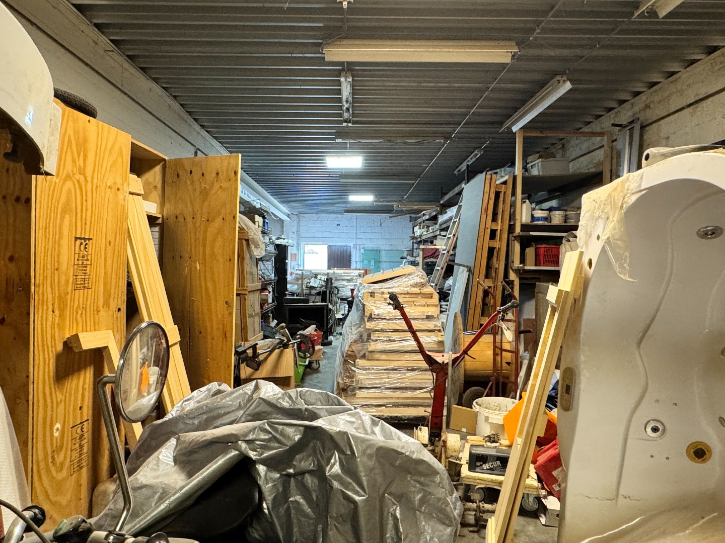 Loods op 872 m² te Kuurne. - foto 5