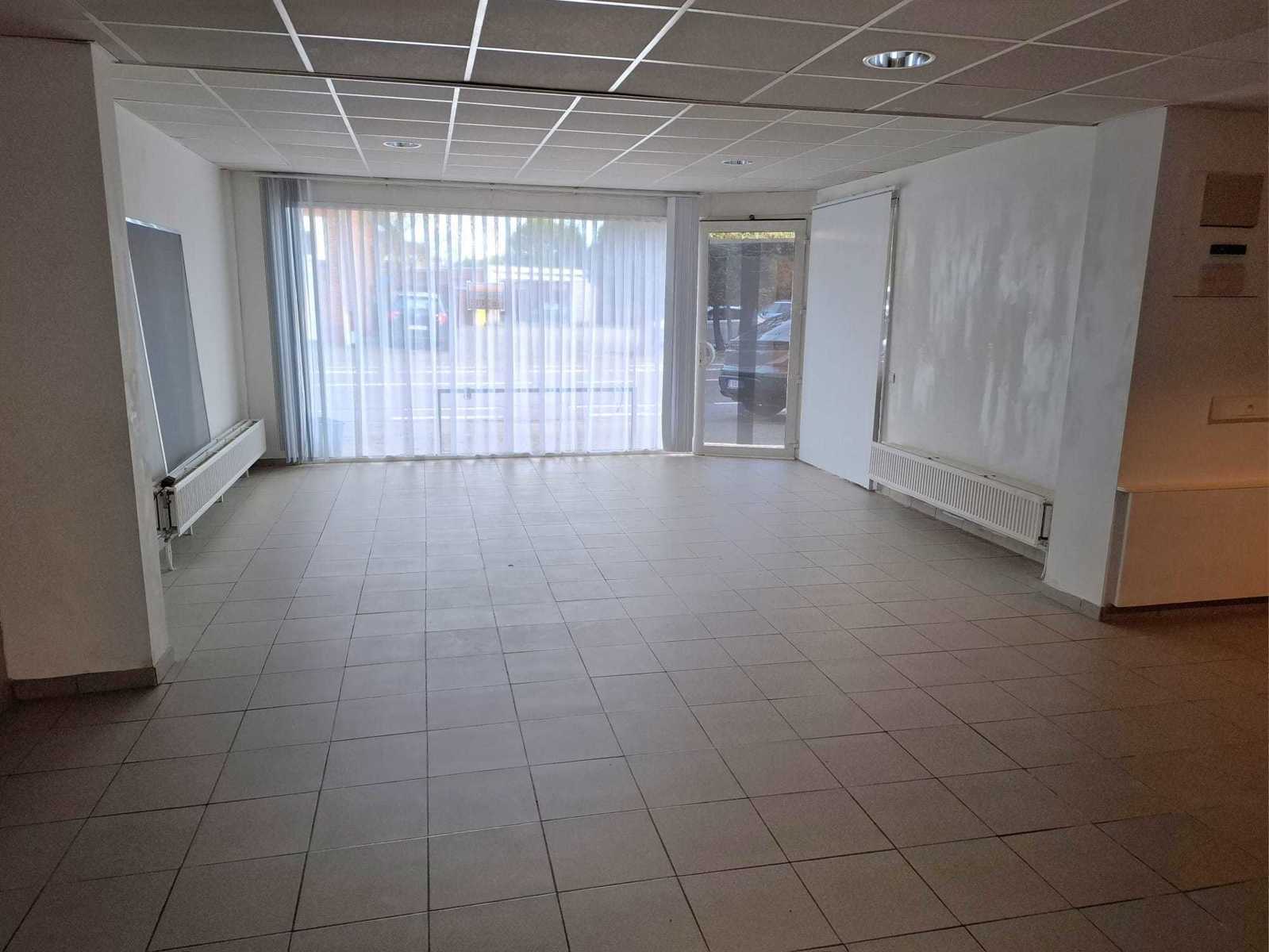 Appartement à louer à Dessel avec 3 chambres - photo 3