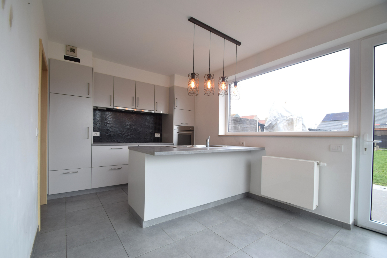 Maison à louer à Ypres avec 3 chambres - photo 3