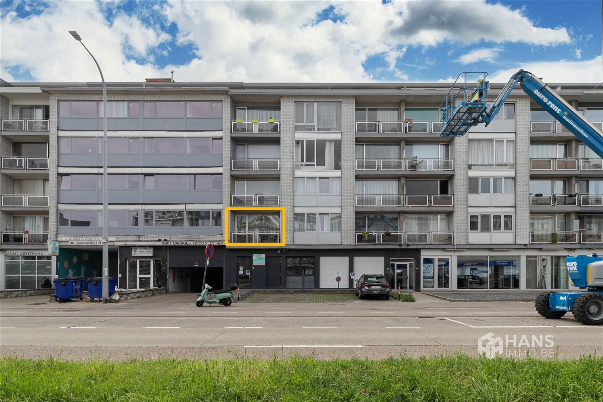Gerenoveerd appartement (85 m²) met 2 slaapkamers, garage en terras (3 m²) in Deurne. - foto 4