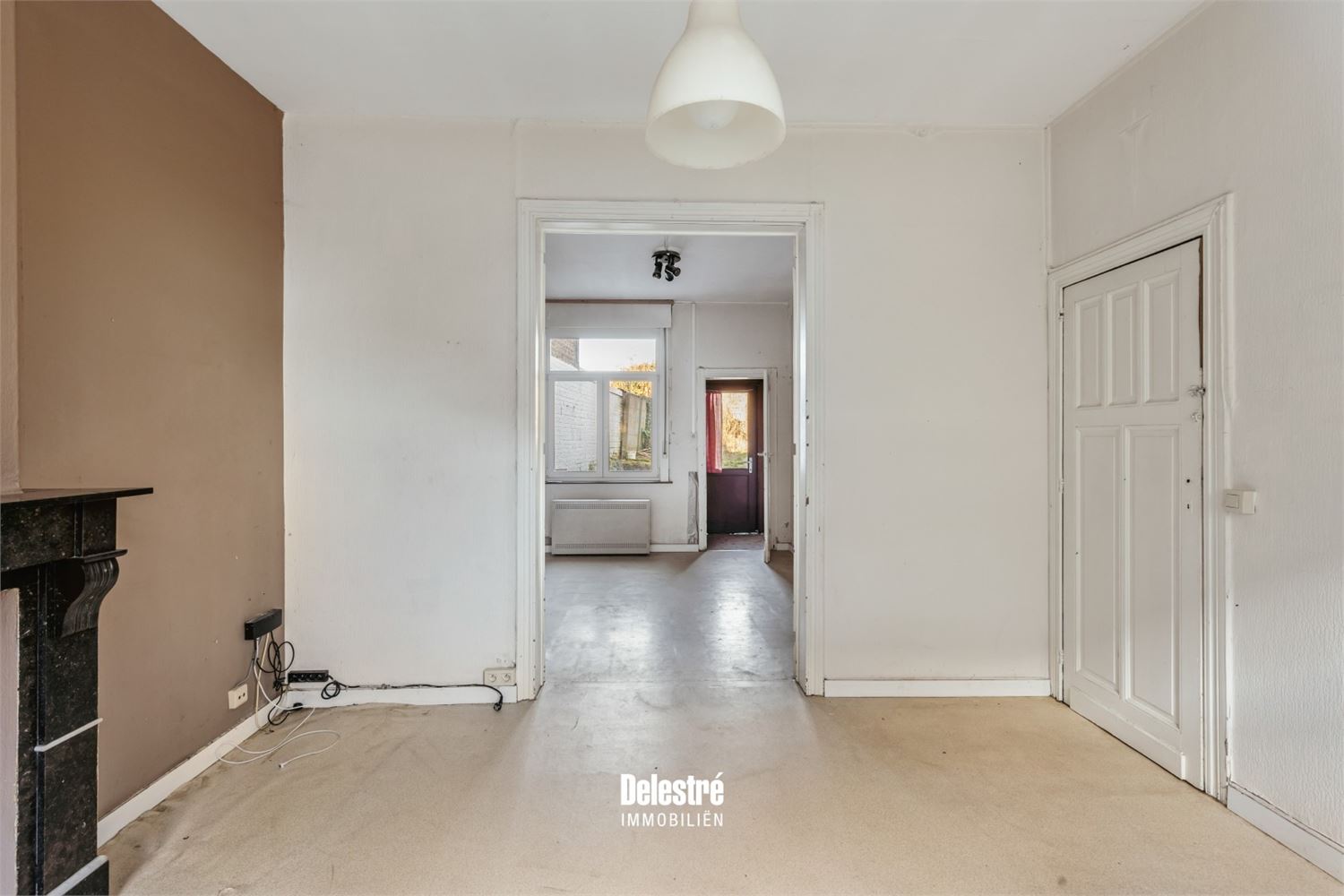 RENOVATIEPAREL MET 4 SLAAPKAMERS, GARAGE EN ZALIGE TUIN WELLE - foto 4