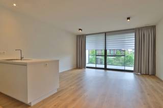 Opzoek naar een appartement gelegen nabij centrum Beveren, vlakbij het Station, in een rustige nieuwe binnenwijk "Walhof" met parktuin en vijver?...