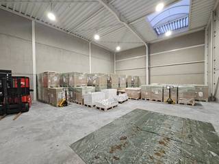 KMO unit te  huur in bedrijvenpark Pallet te Aarschot. Deze unit heeft een uitstekende ligging en goede bereikbaarheid. Het pand ligt op 2km van...