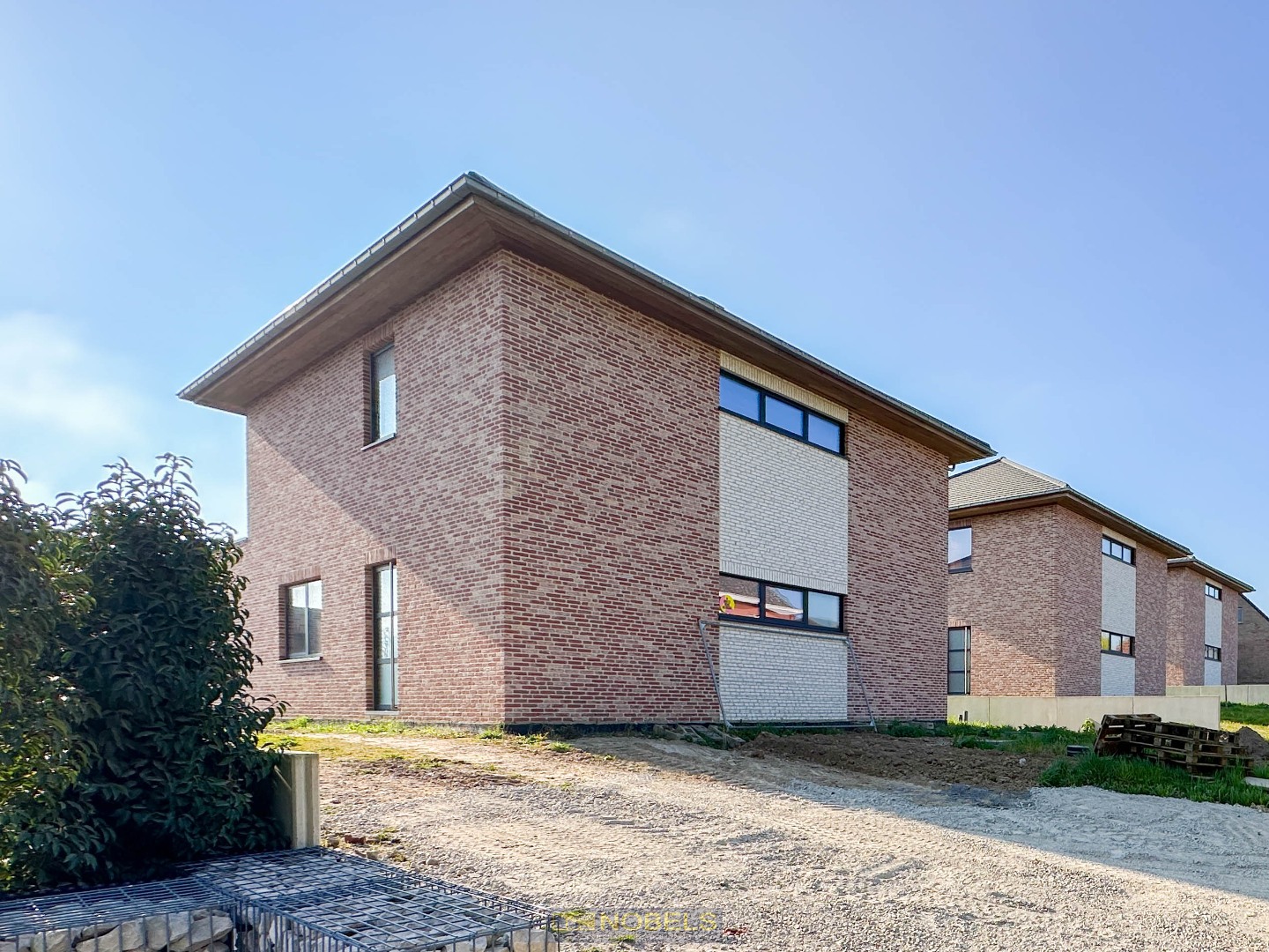 Te koop, casco nieuwbouw villawoning met grote tuin op knappe ligging te Mater (Oudenaarde) - foto 1