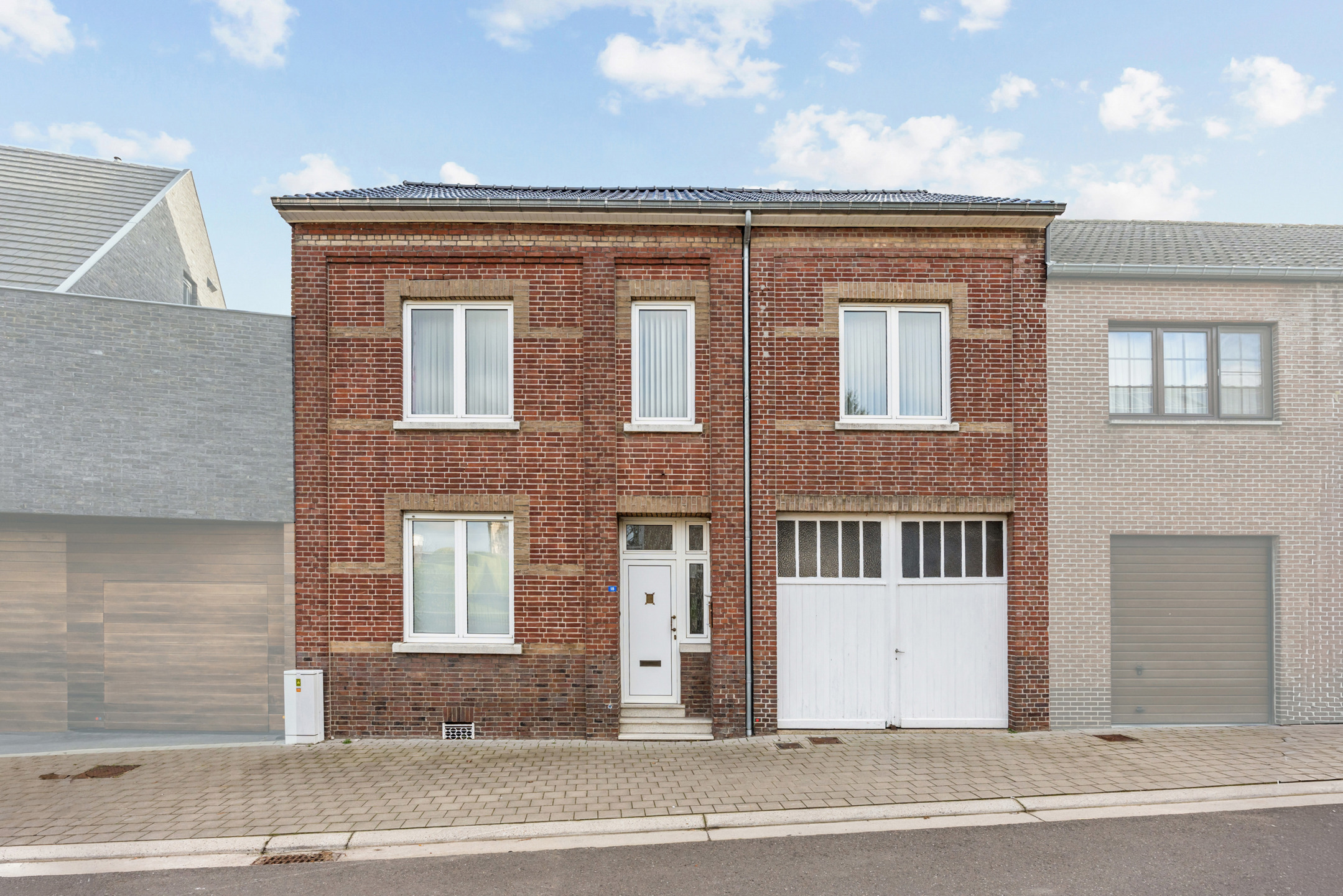 Maison à vendre à Riemst avec 4 chambres - photo 1