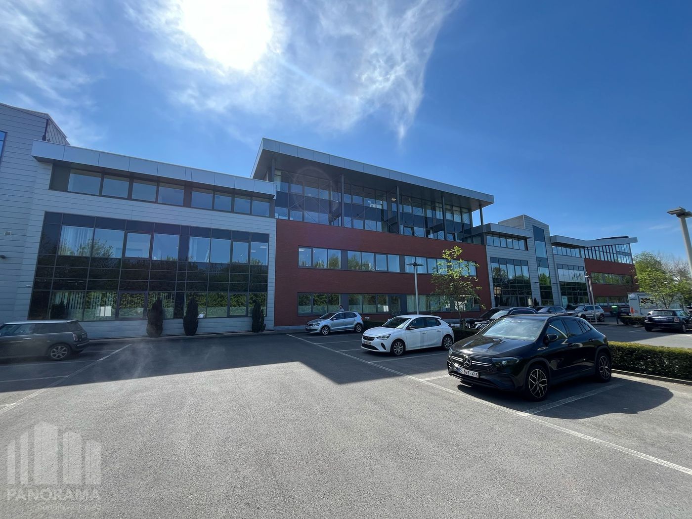 339 m² of office space AFTER the E40 motorway - photo 4
