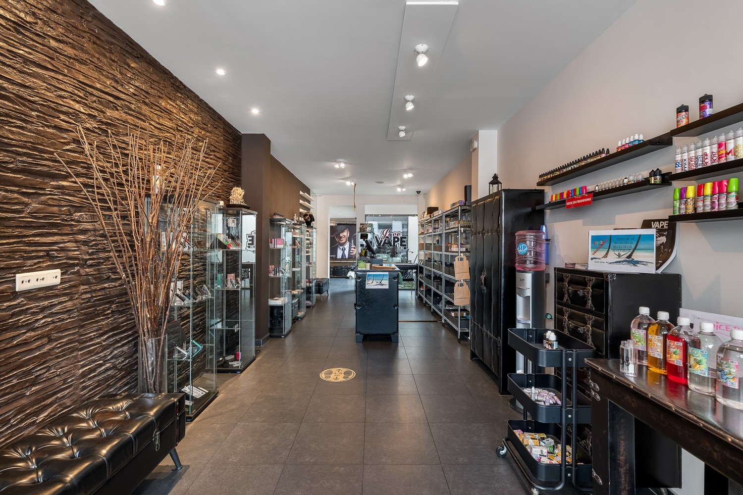 Kleinschalig gebouw met 2 app. en handelsgelijkvloers in centrum Duffel - foto 3