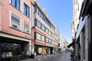 [[ DIT PAND NEEMT DEEL AAN DE ERA OPEN HUIZEN DAG OP 6/12 VAN 9:30 TOT 10:30 ]]Bent u opzoek naar een 2de verblijf, vaste woonst of een investering...