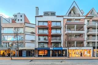 Appartement lumineux de deux chambres avec terrasse situé au troisième étage de la résidence « House Kimberly », Albert I Laan 194 à...