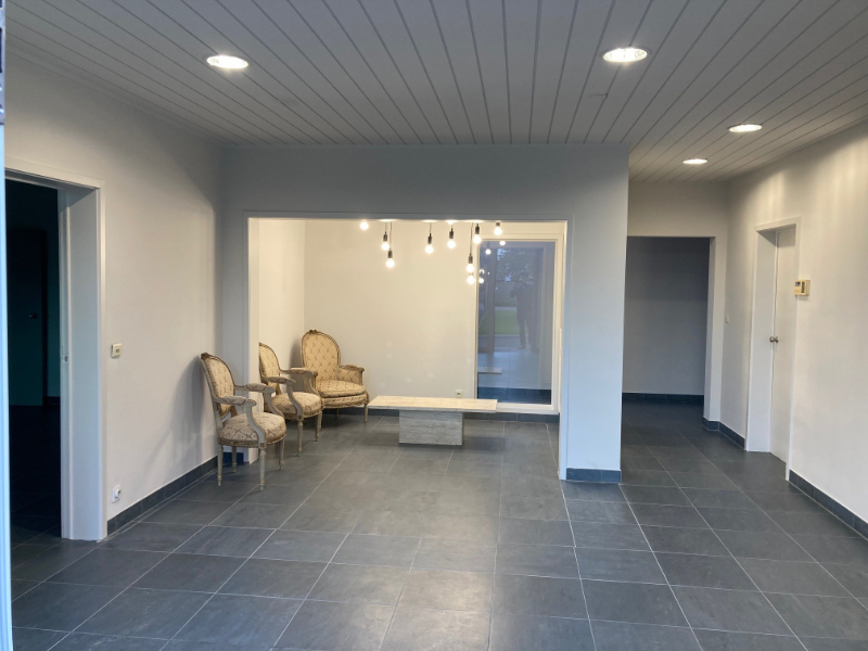 Kantoor 4 te huur, dichtbij ring van Kortrijk en autosnelwegen - foto 4