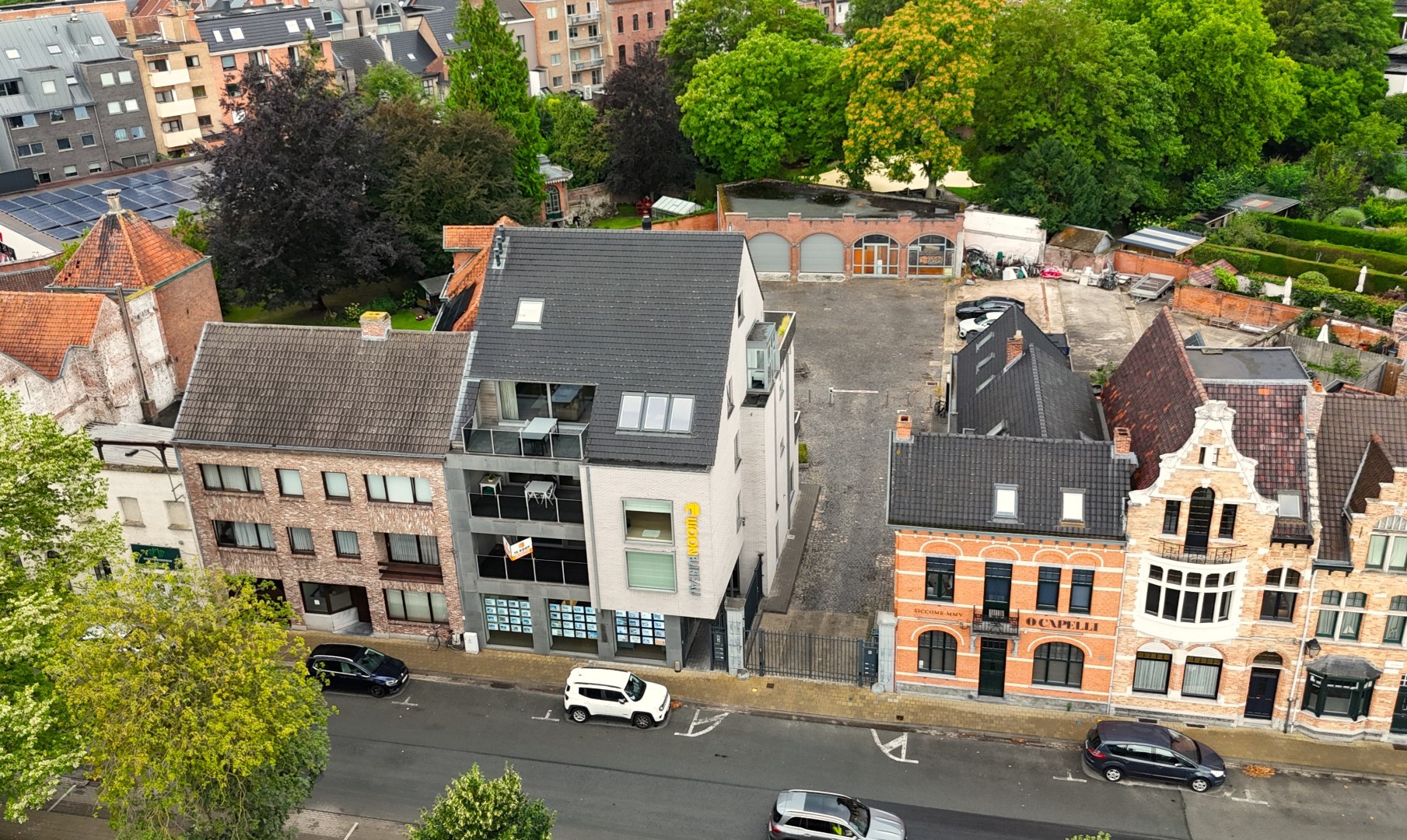 Luxe appartement in het centrum van Lokeren met zicht op de Durme en Markt - foto 2