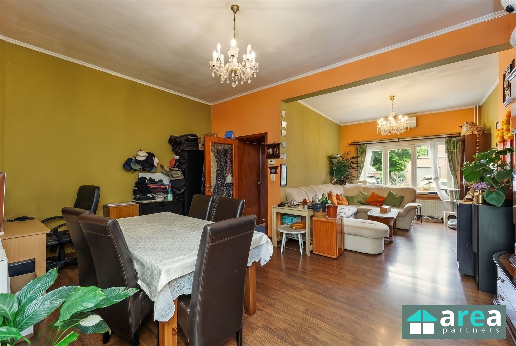 Woning (104m²) met 3 slpk, zonnepanelen en airco in Wilrijk - foto 4